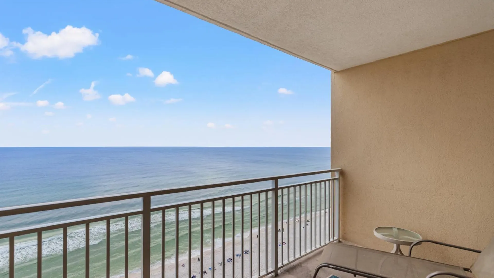 Nyaraló Emerald Beach Resort 1431 | Tucker'S Tondo Panama City Beach
